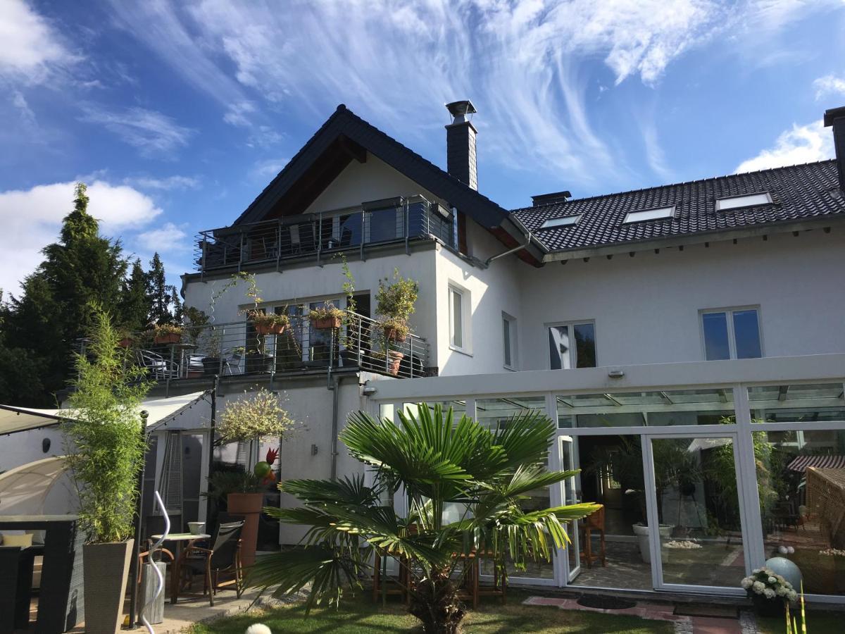 Stadtvilla Intzeplatz - Apartment Borkum Remscheid Luaran gambar